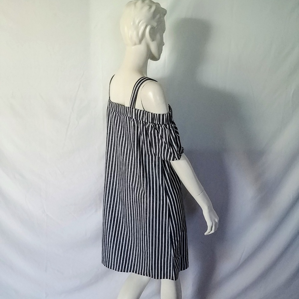 NWT Nine West Cold Shoulder Summer Dress - Picture 4 of 8